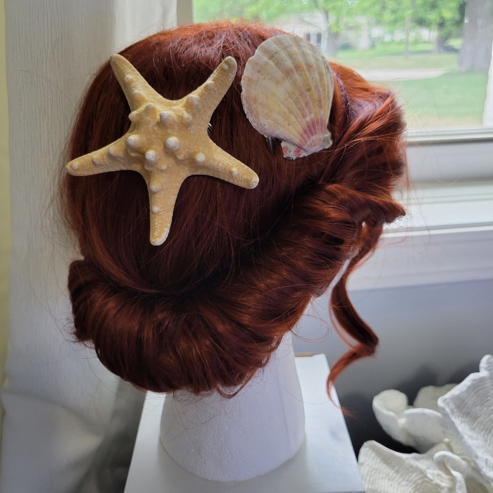 Authentic Seashell Hair Accessory - Picture 3 of 9